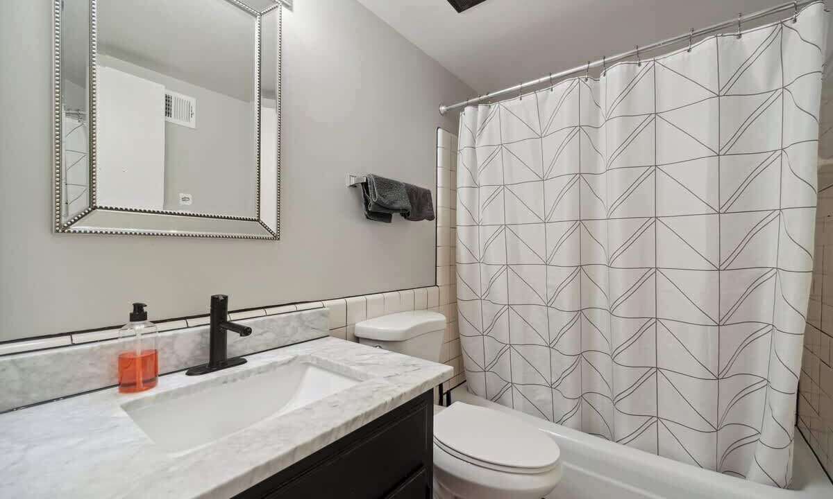 Photo of Bathroom in Lansing