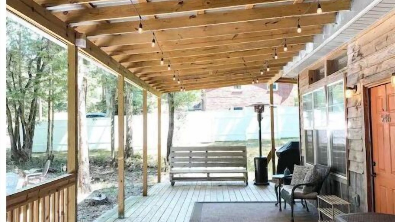 Photo of Patio Balcony in Pendleton