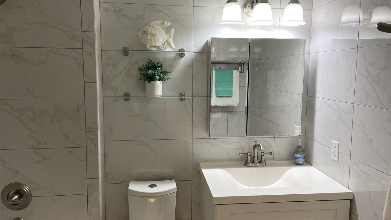 Photo of Bathroom in Central Sarasota