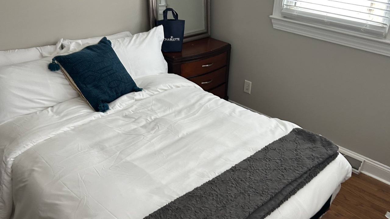 Photo of Bedroom in Sheffield Park