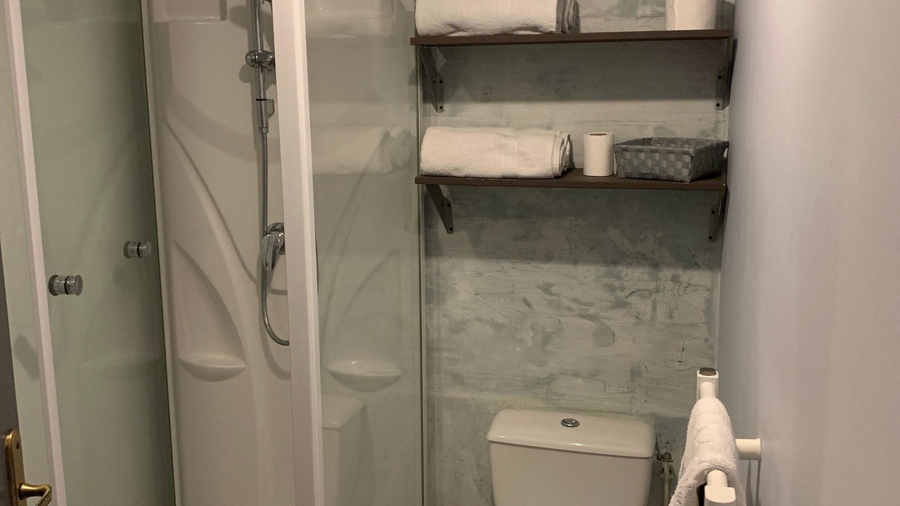 Photo of Bathroom in Chateau-Renard