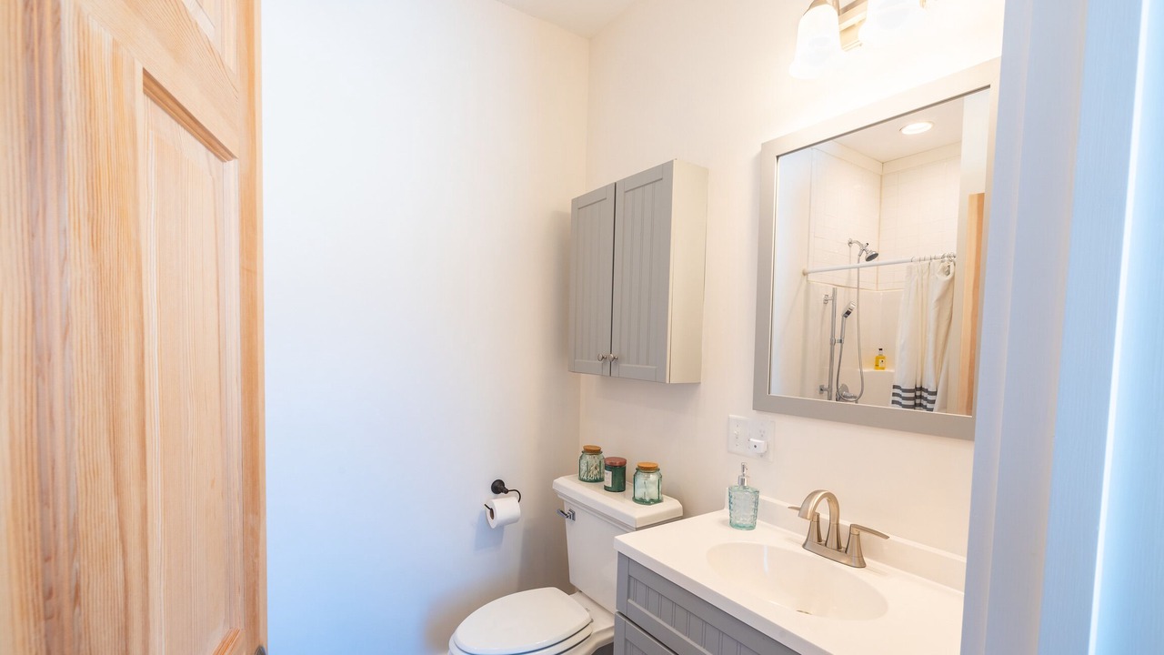 Photo of Bathroom in Warren