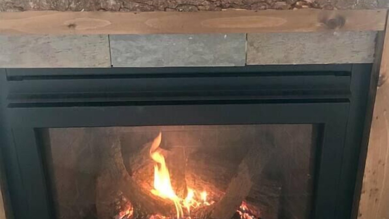 Photo of Livingroom in Warren