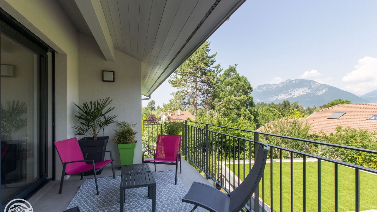 Photo of Patio Balcony in Cessenaz