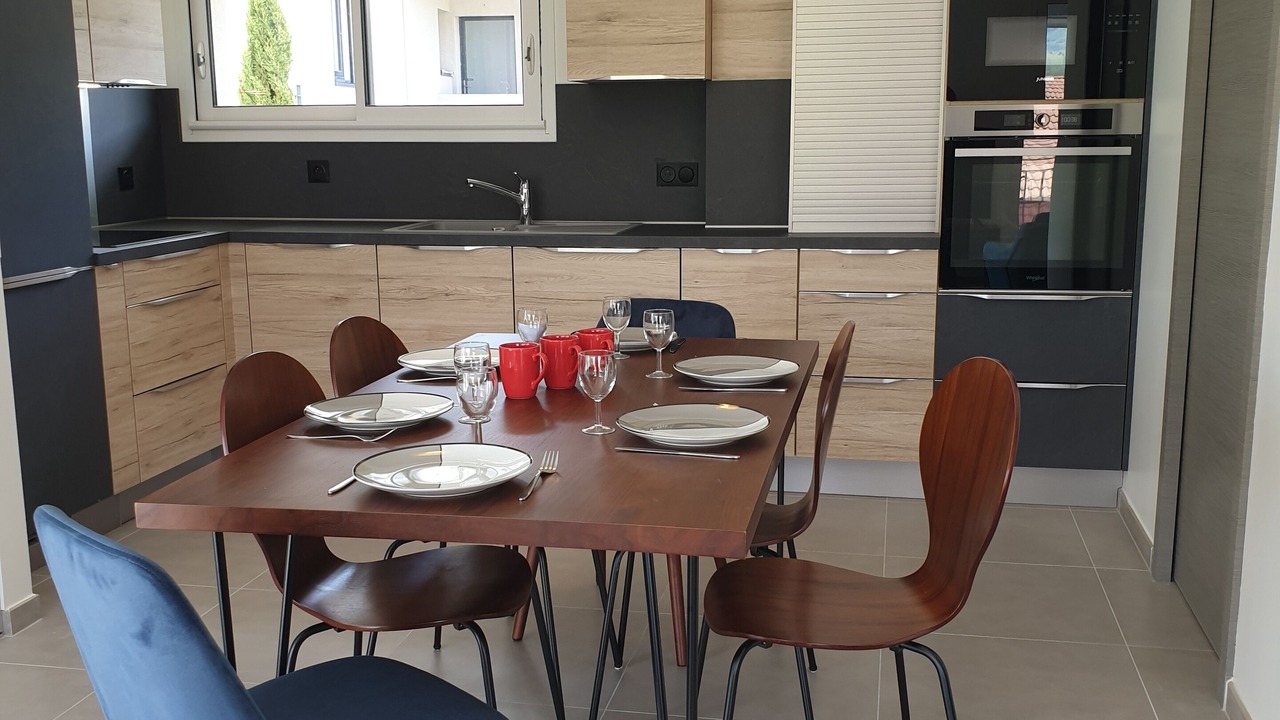 Photo of Others in Cessenaz