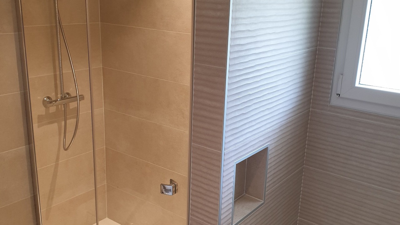 Photo of Bathroom in Cessenaz