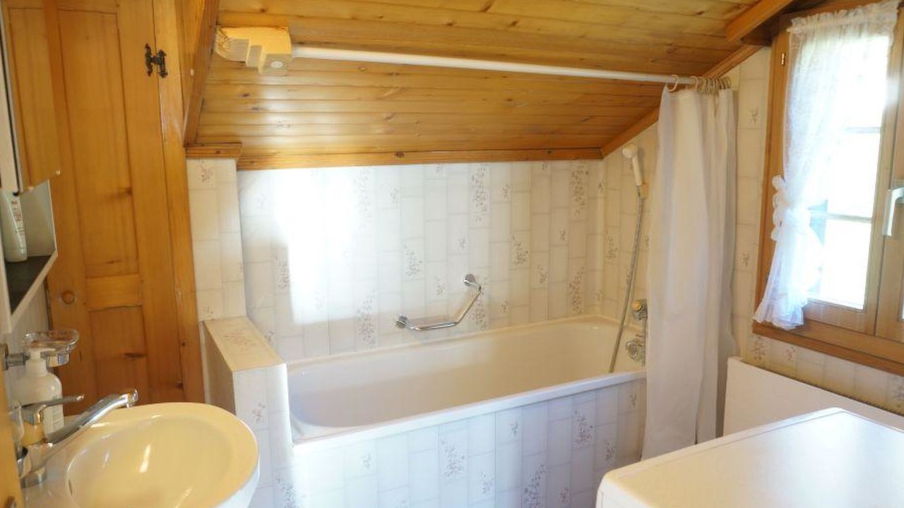 Photo of Bathroom in Lauenen