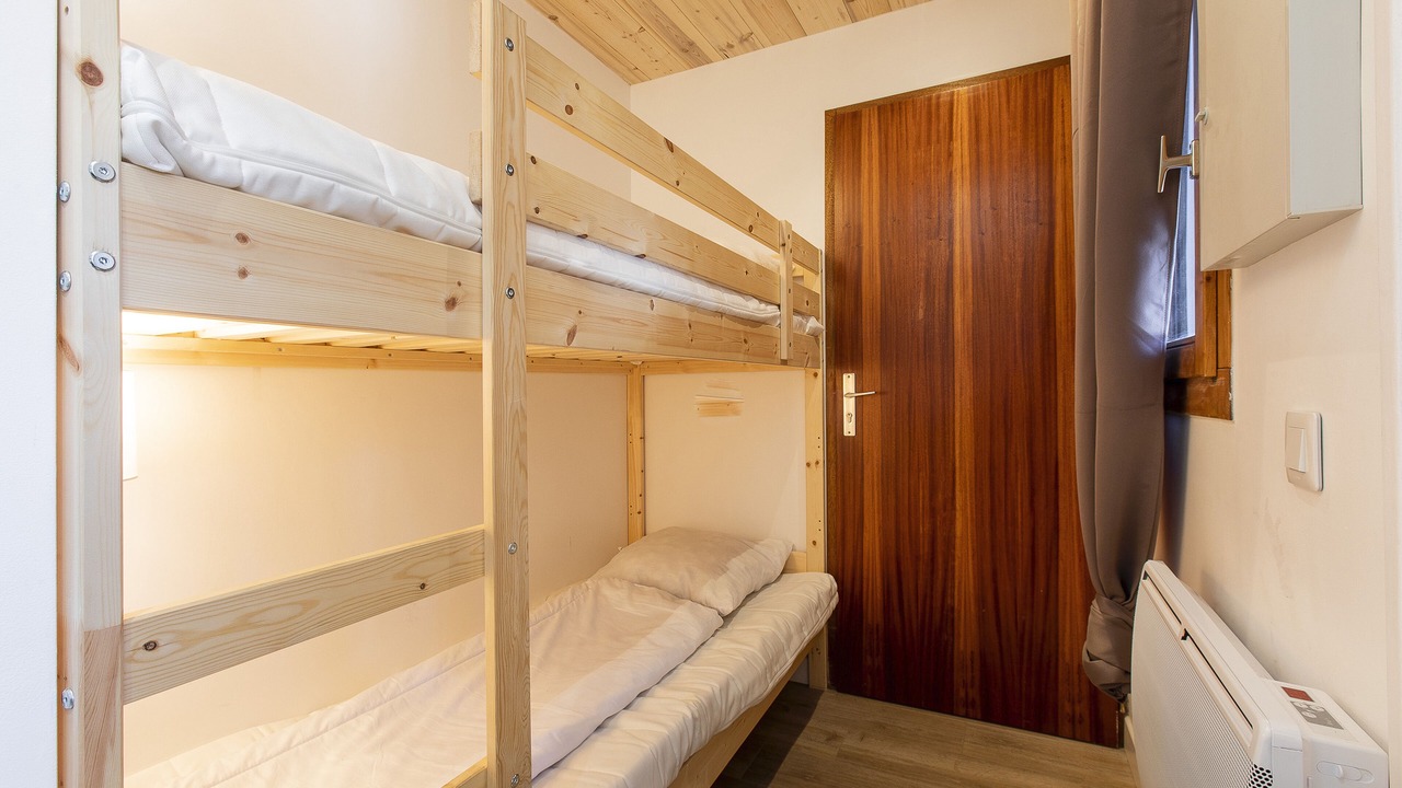 Photo of Bedroom in Demi-Quartier