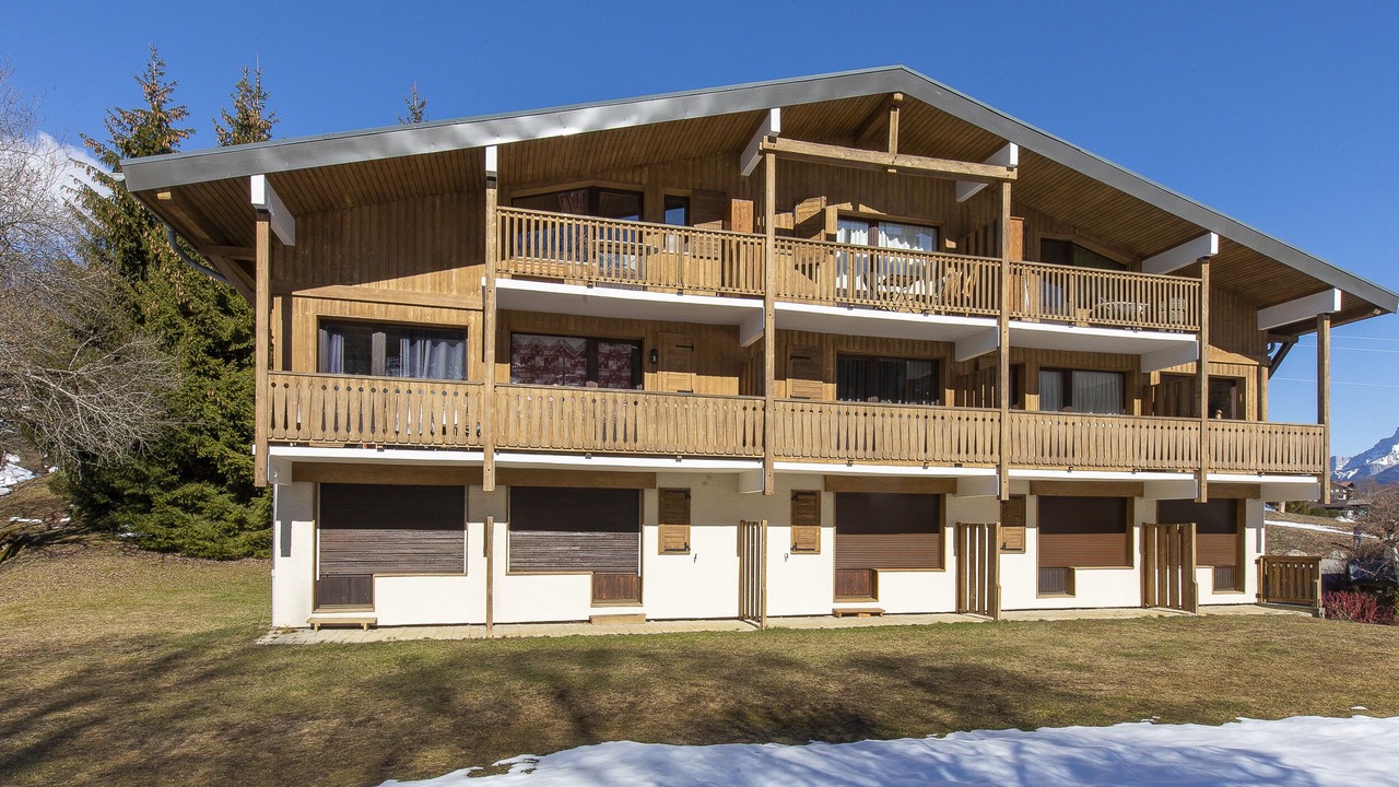 Photo of Outdoor in Demi-Quartier