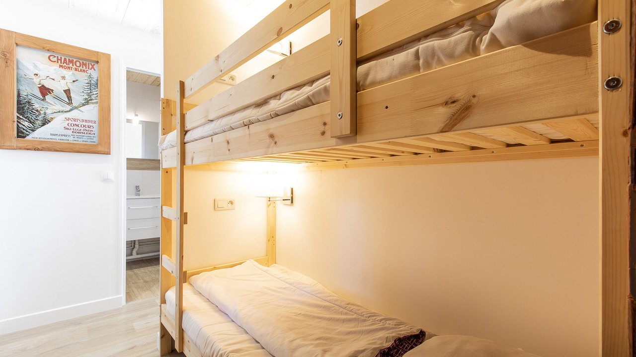 Photo of Bedroom in Demi-Quartier