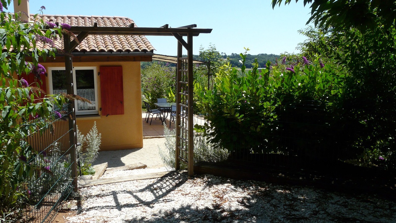 Photo of Patio Balcony in Doissat
