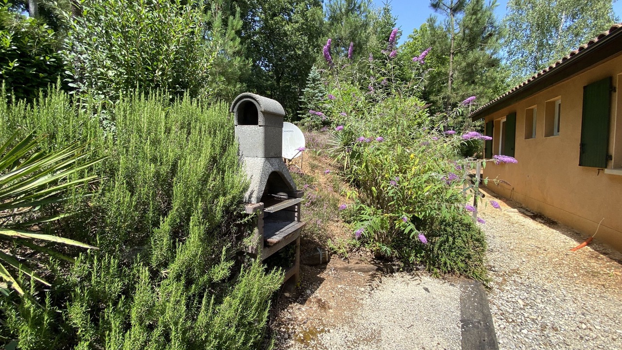 Photo of Outdoor in Doissat