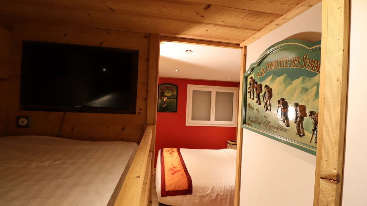 Photo of Bedroom in Albertville