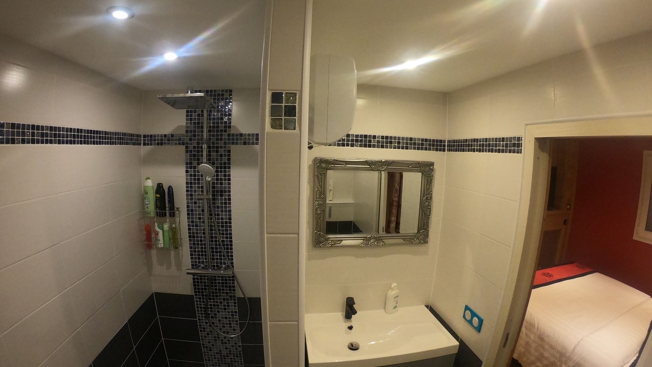 Photo of Bathroom in Albertville