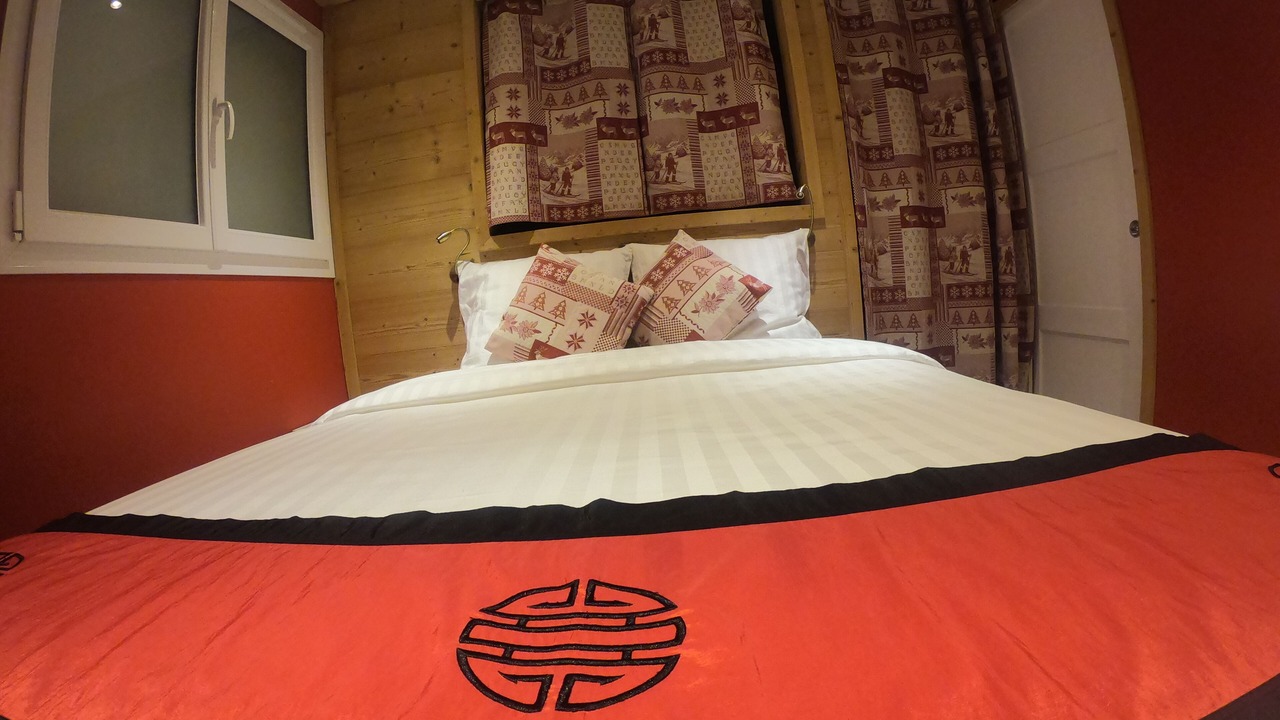 Photo of Bedroom in Albertville