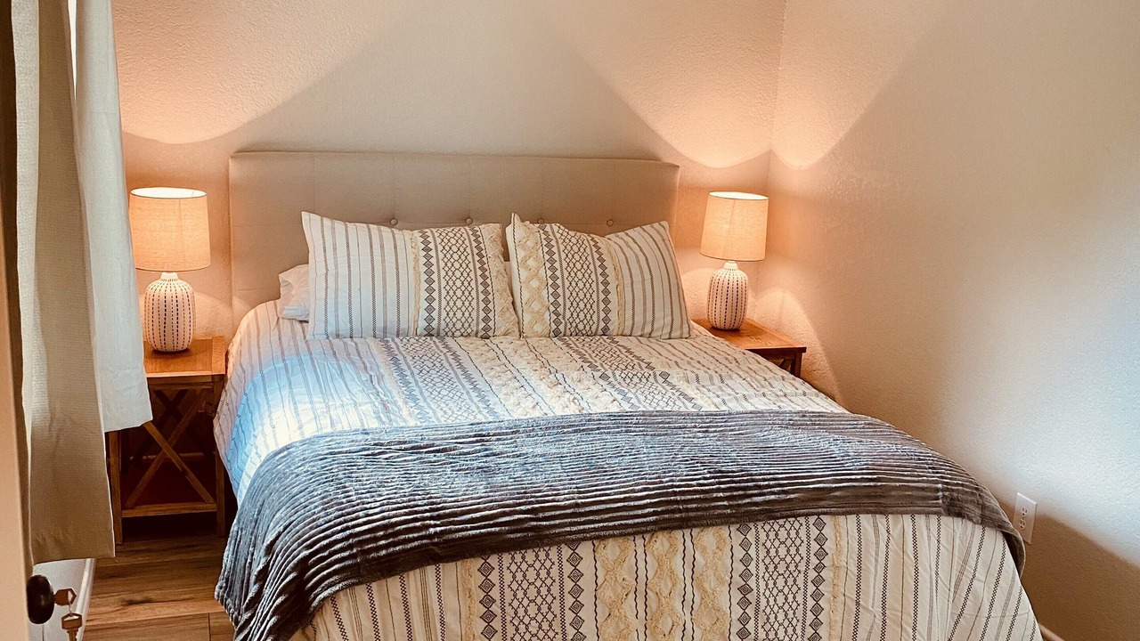 Photo of Bedroom in Camp Wood