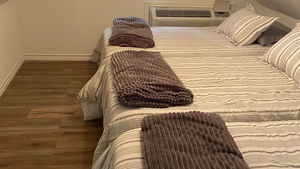 Photo of Bedroom in Camp Wood