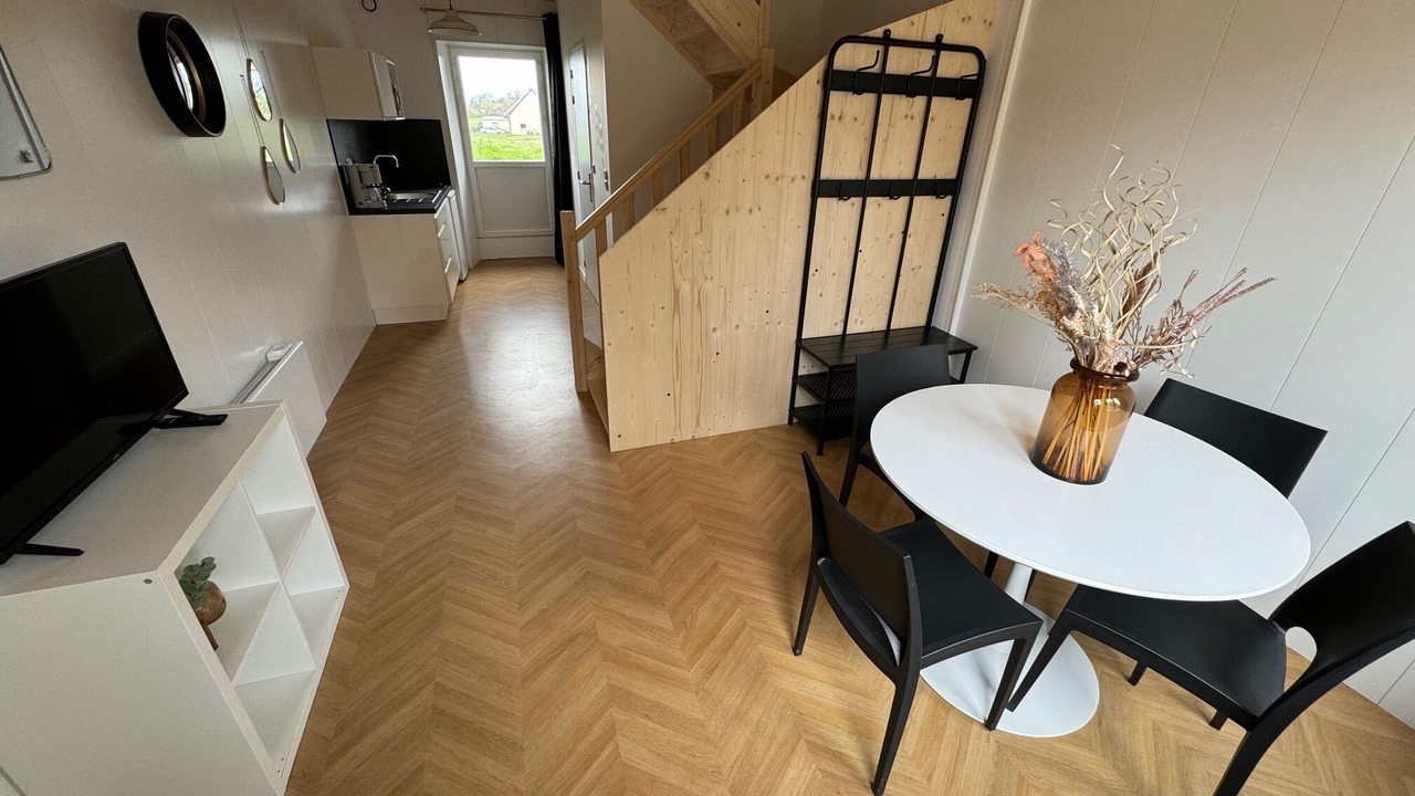 Photo of Others in Beauvoir