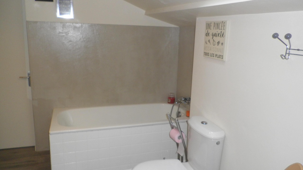 Photo of Bathroom in Le Cellier