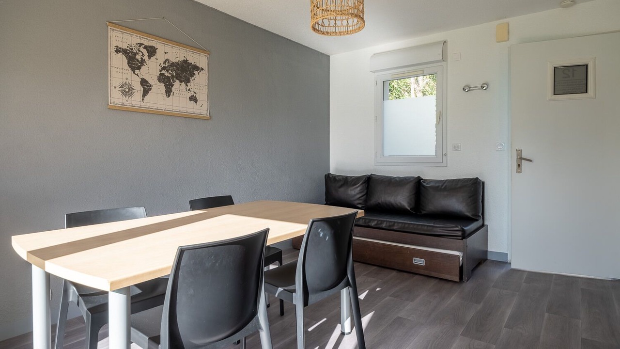 Photo of Others in Beauvoir