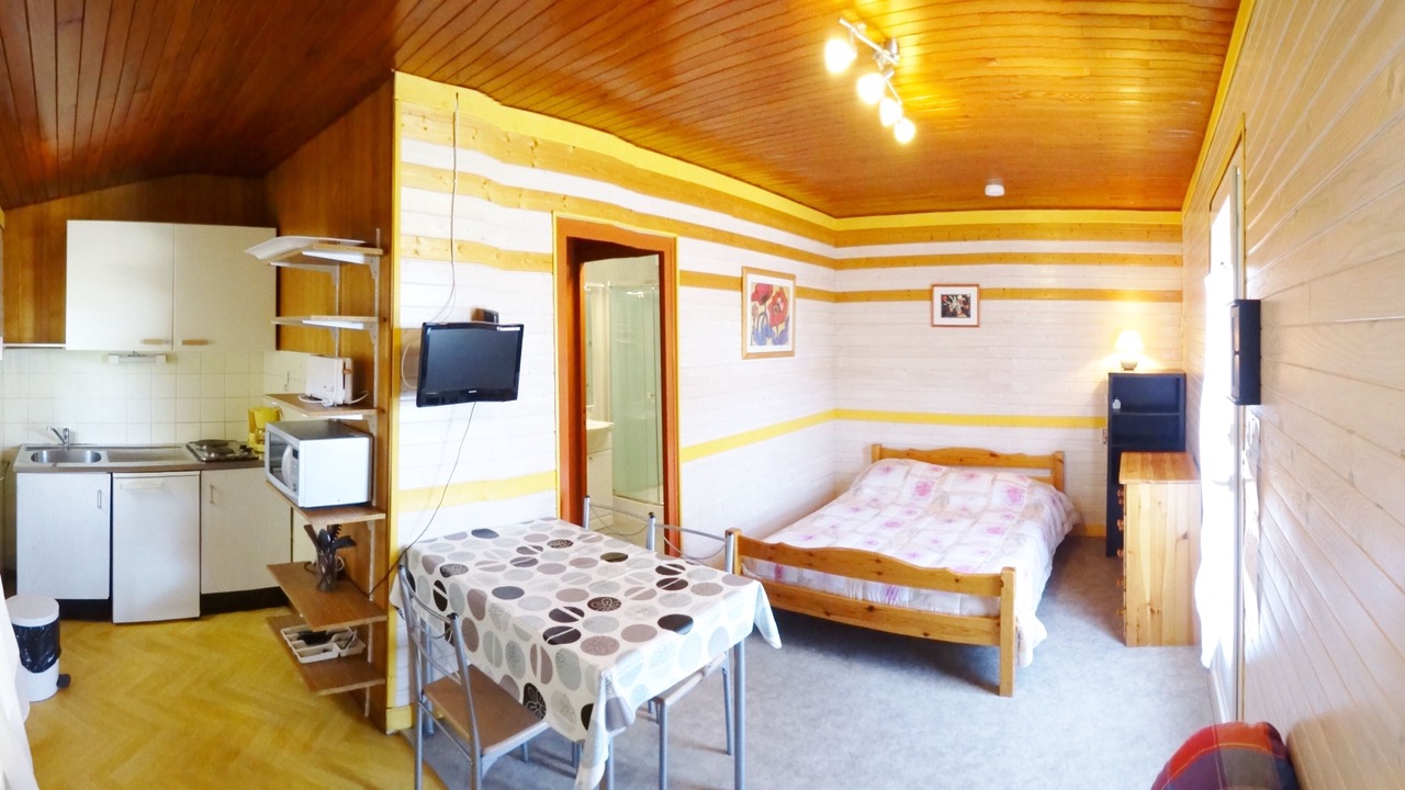 Photo of Bedroom in Saint-Jorioz