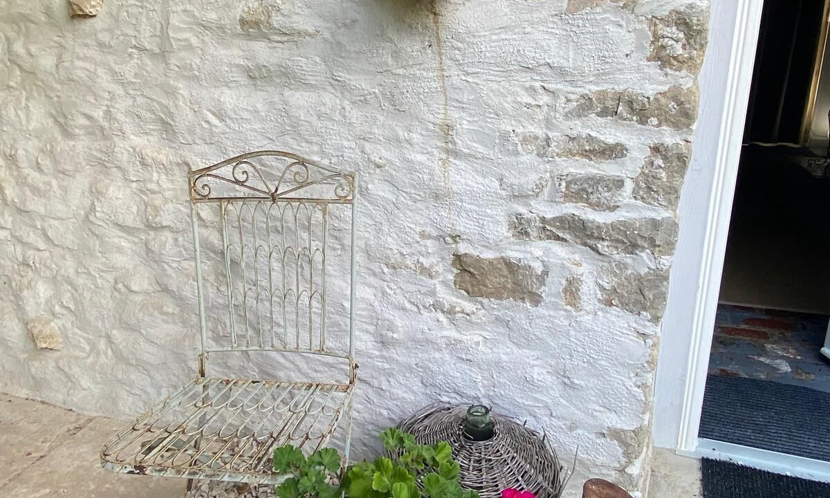 Photo of Others in Essey