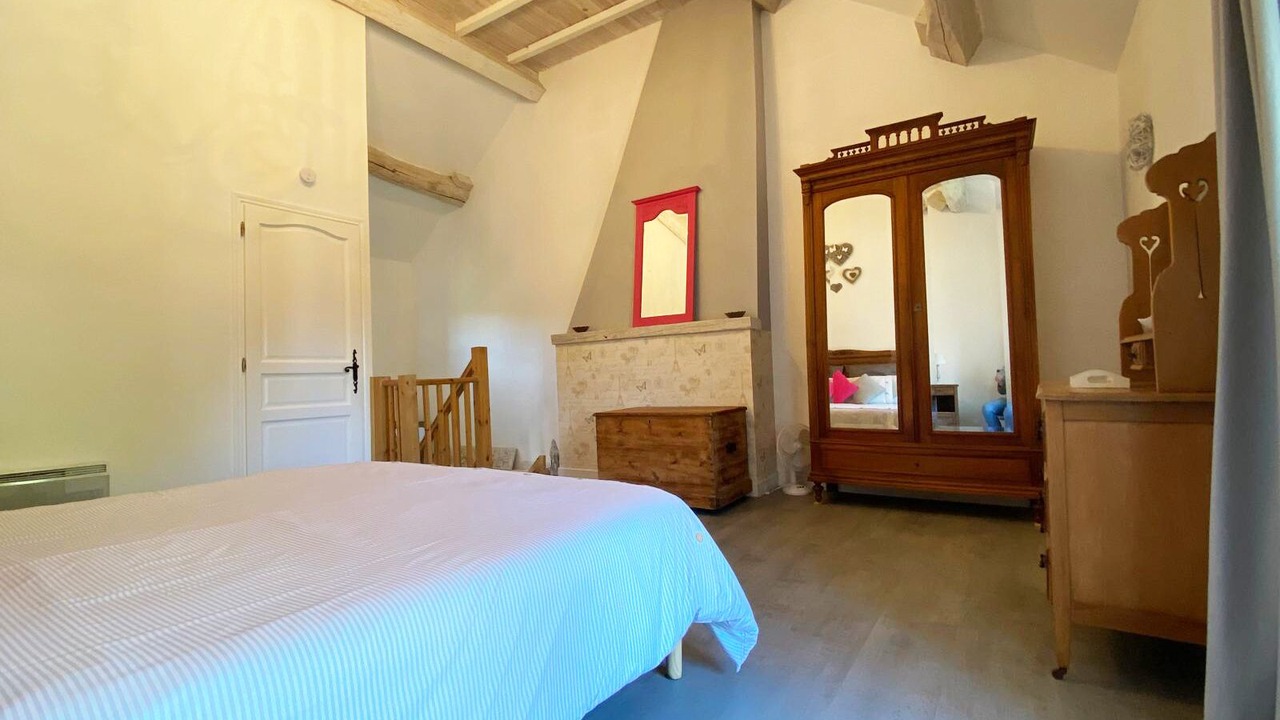 Photo of Others in Essey