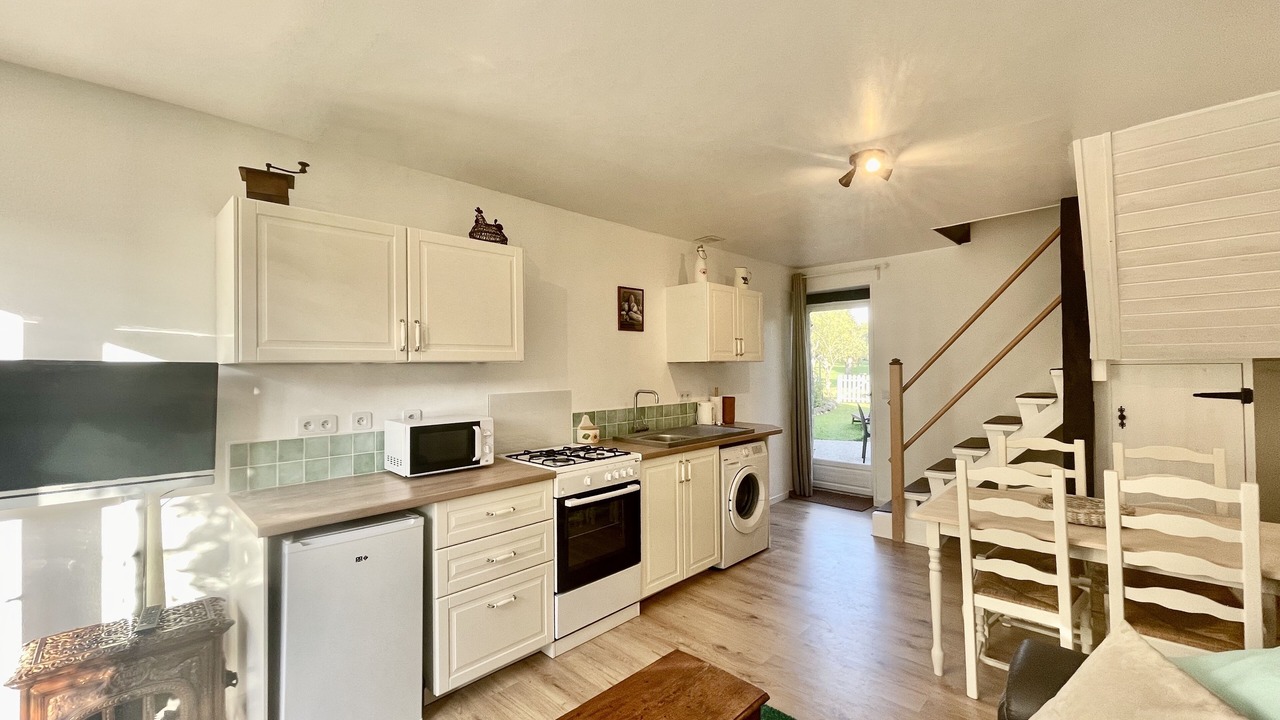 Photo of Others in Essey