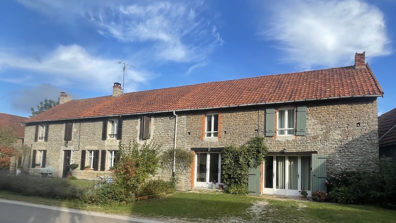 Photo of Others in Essey