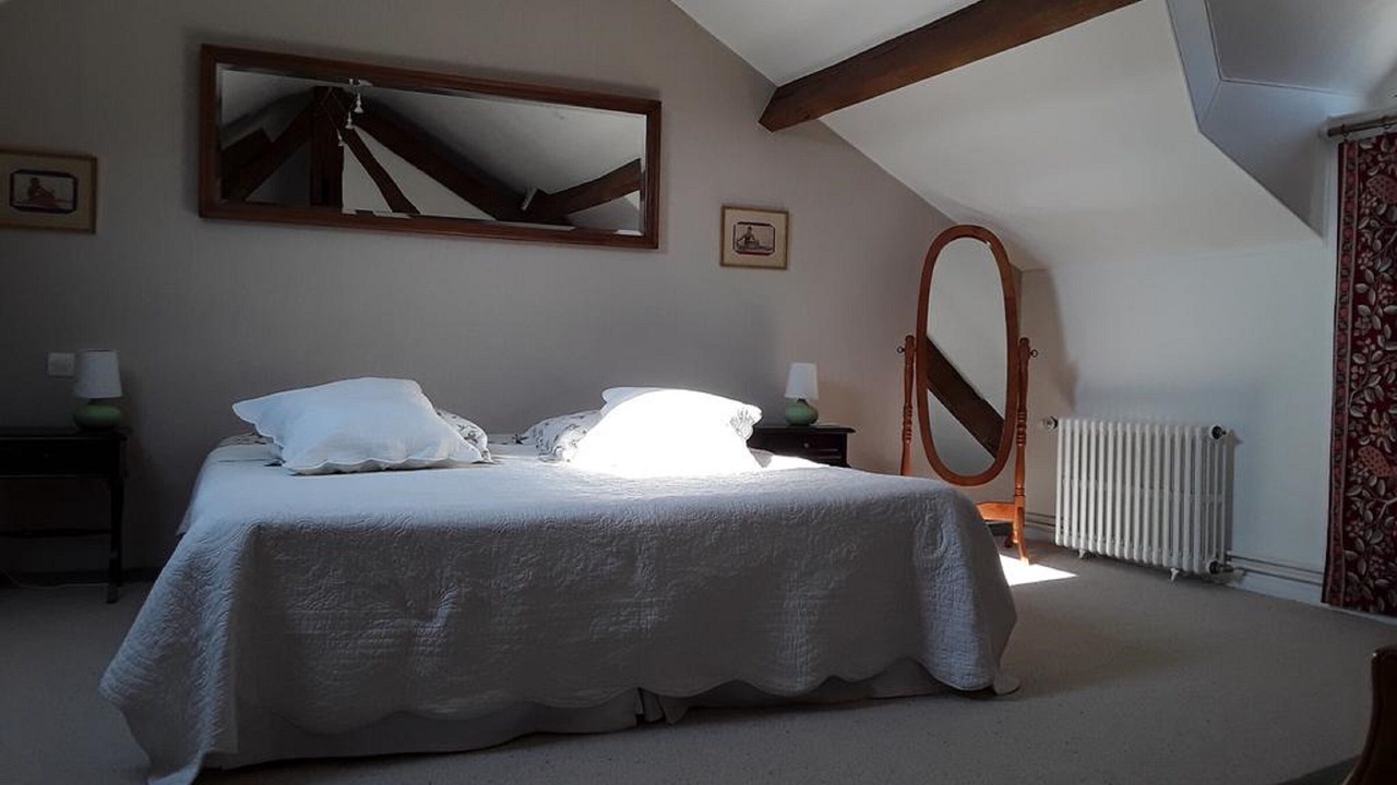 Photo of Bedroom in Tour-en-Sologne
