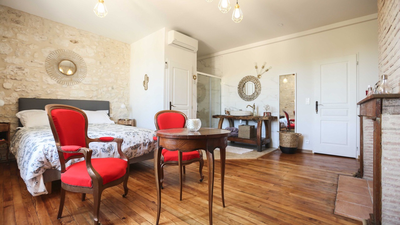 Photo of Bedroom in Issigeac