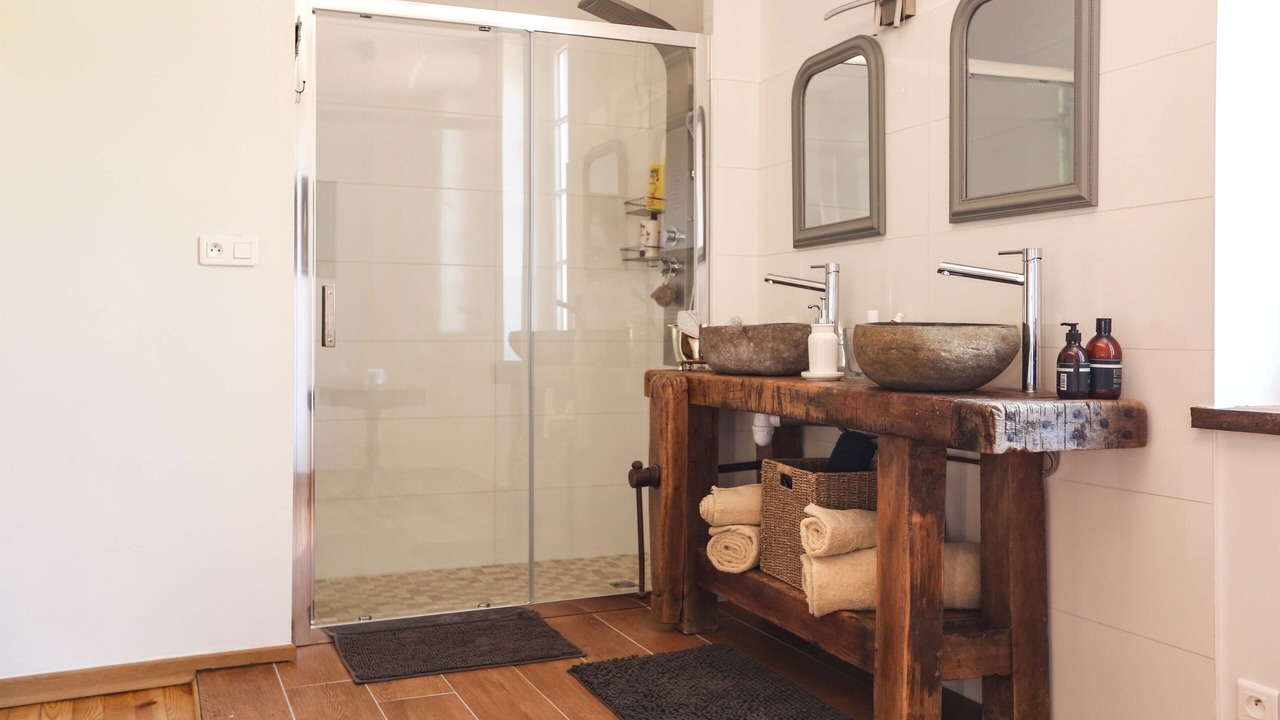 Photo of Bathroom in Issigeac