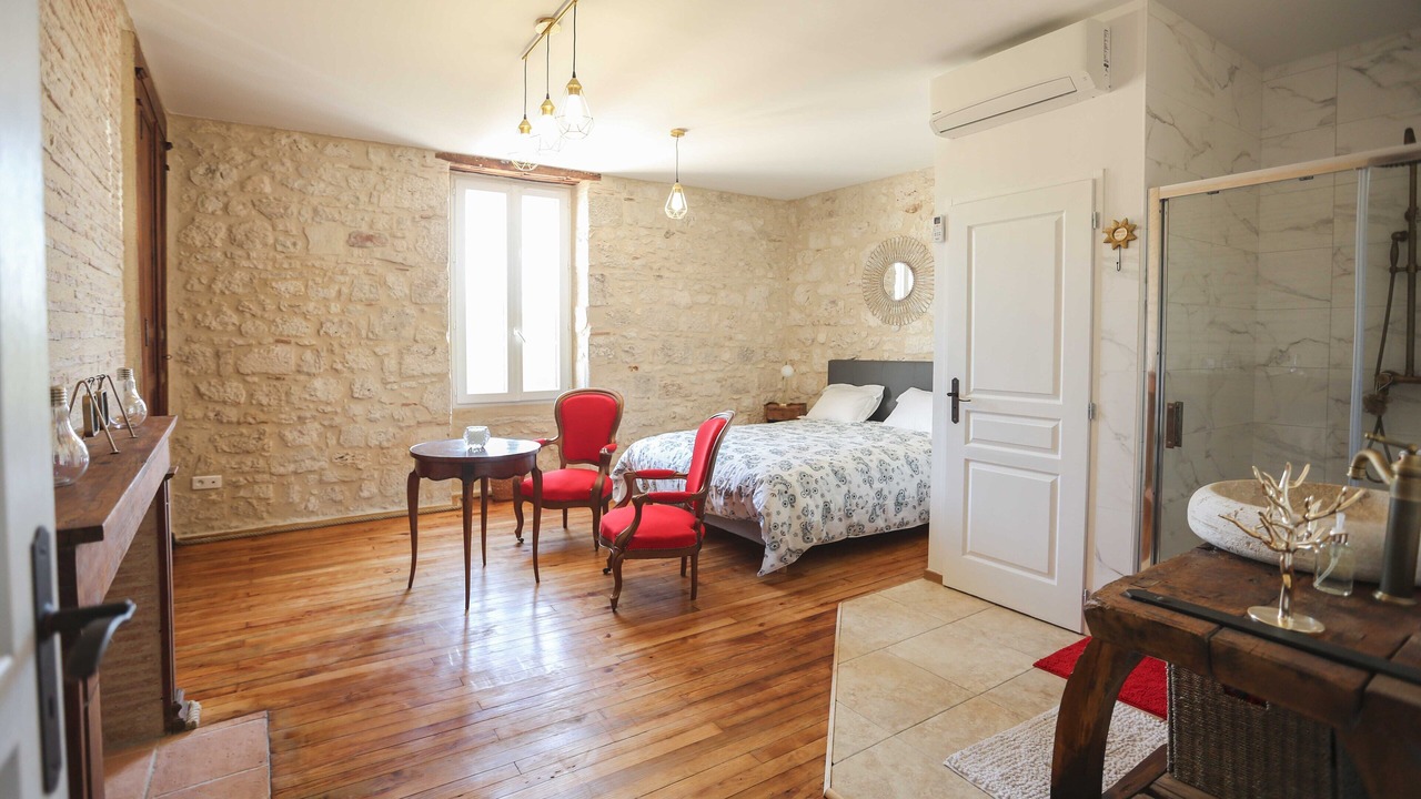 Photo of Bedroom in Issigeac
