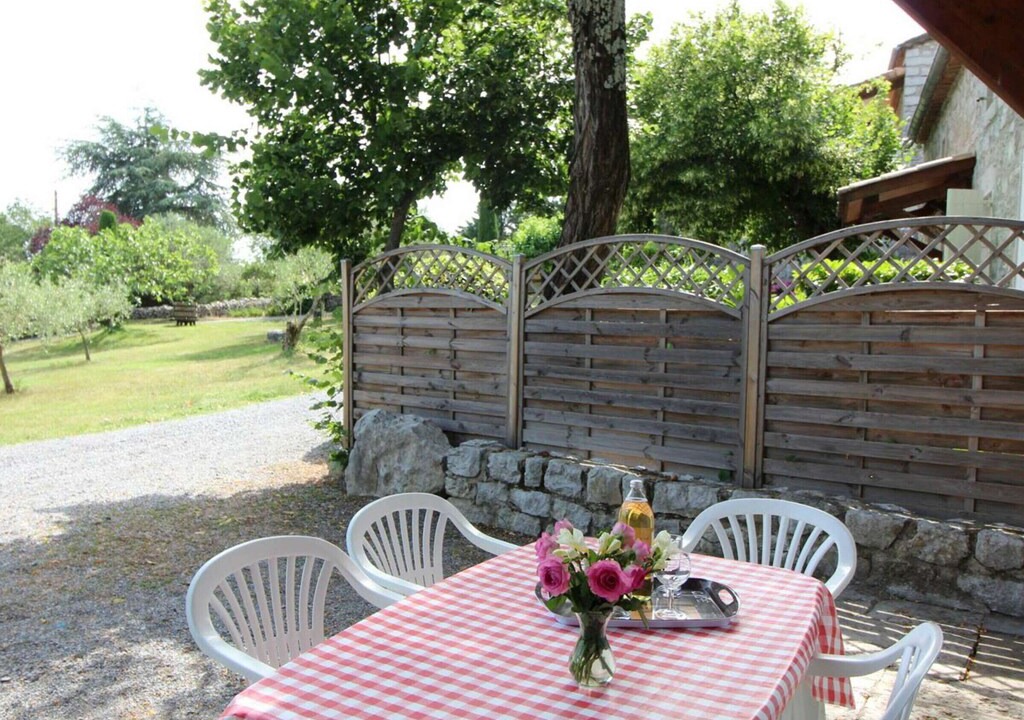 Photo of Patio Balcony in Saint Alban Auriolles