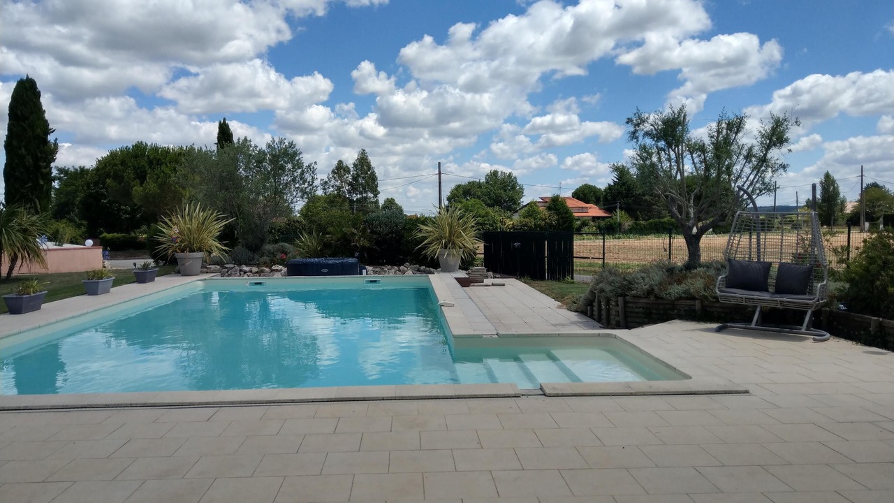 Photo of Outdoor in Campsas