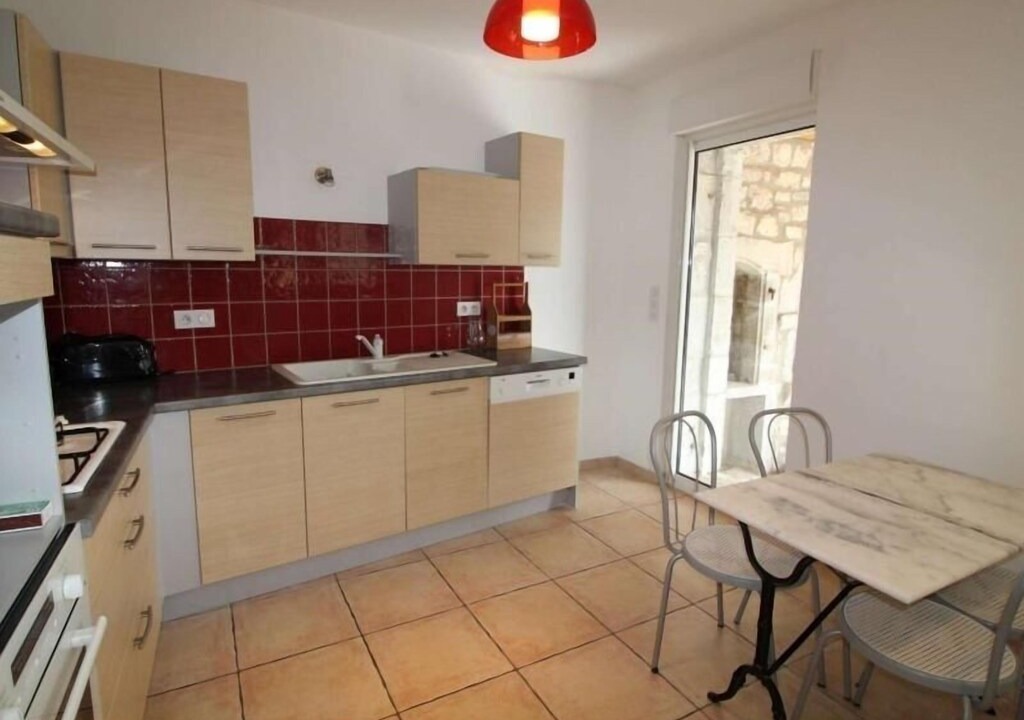 Photo of Kitchen in Saint Alban Auriolles