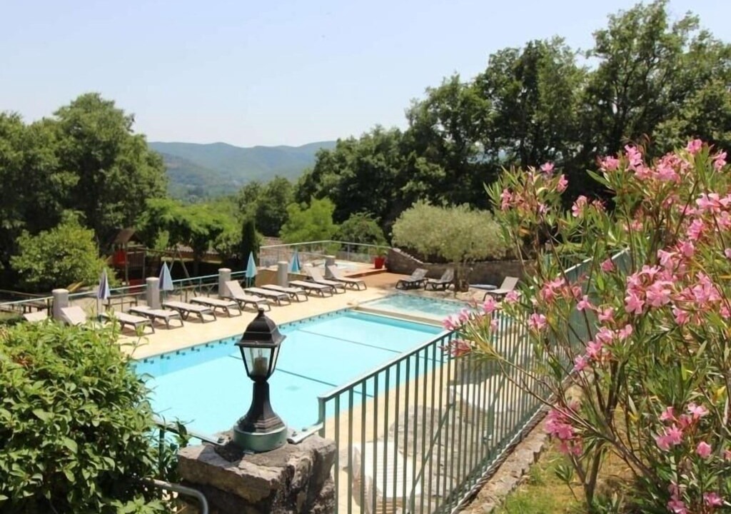 Photo of Outdoor in Saint Alban Auriolles