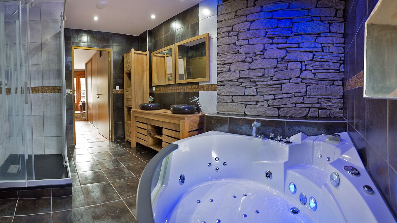 Photo of Bathroom in La Souterraine