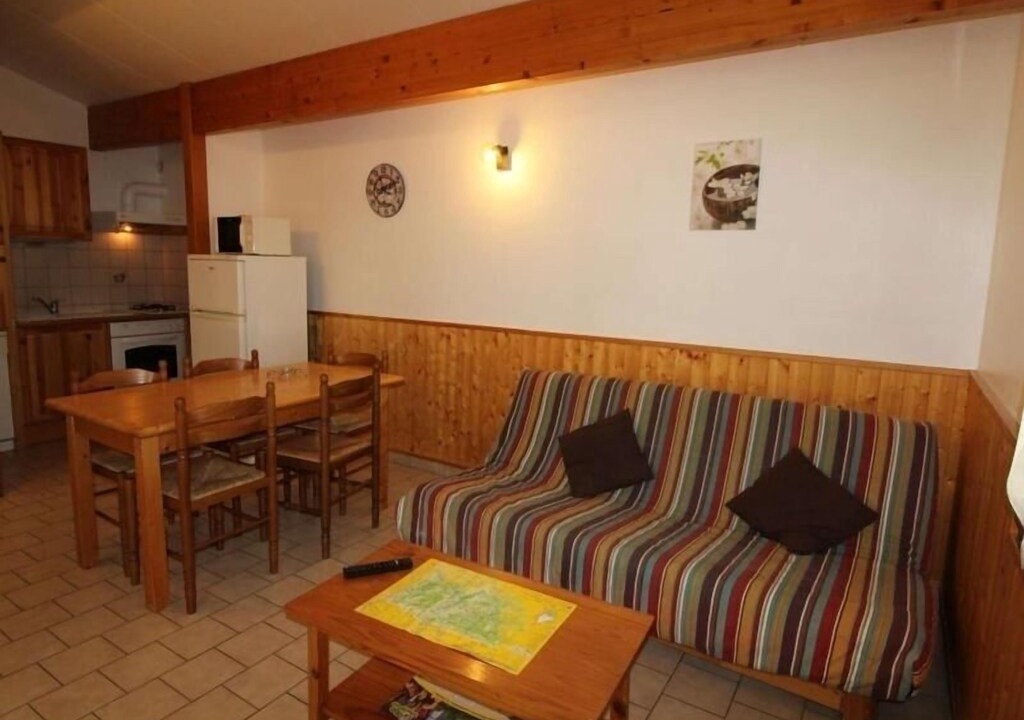 Photo of Livingroom in Saint Alban Auriolles