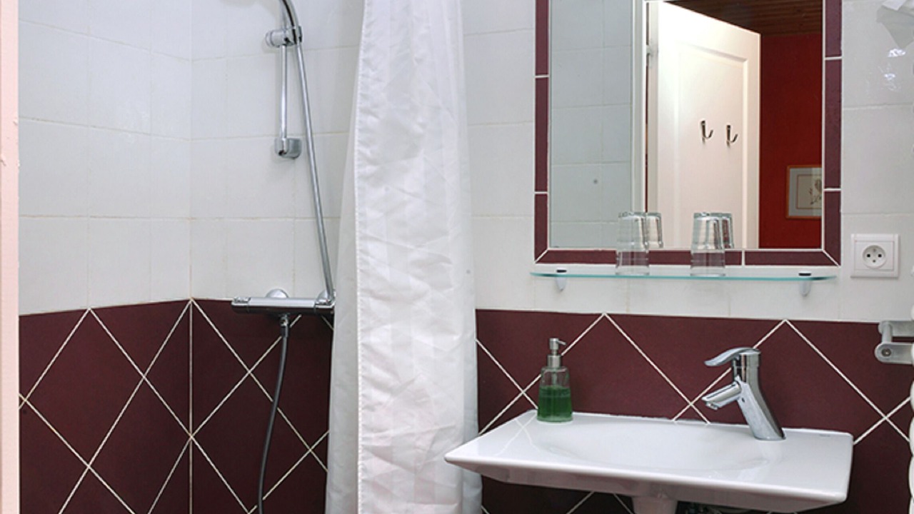 Photo of Bathroom in Monlet