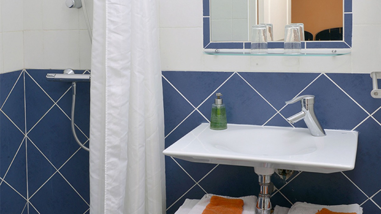 Photo of Bathroom in Monlet