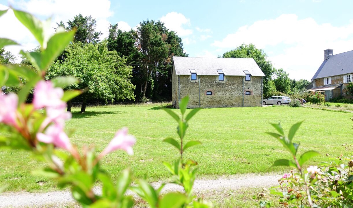 Photo of Outdoor in Saint-Aubin-des-Bois