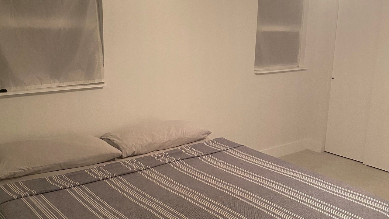 Photo of Bedroom in Bayshore Gardens