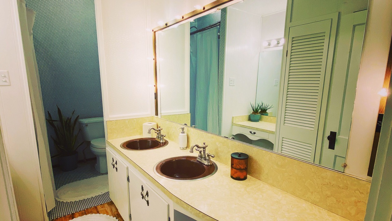 Photo of Bathroom in Alpine