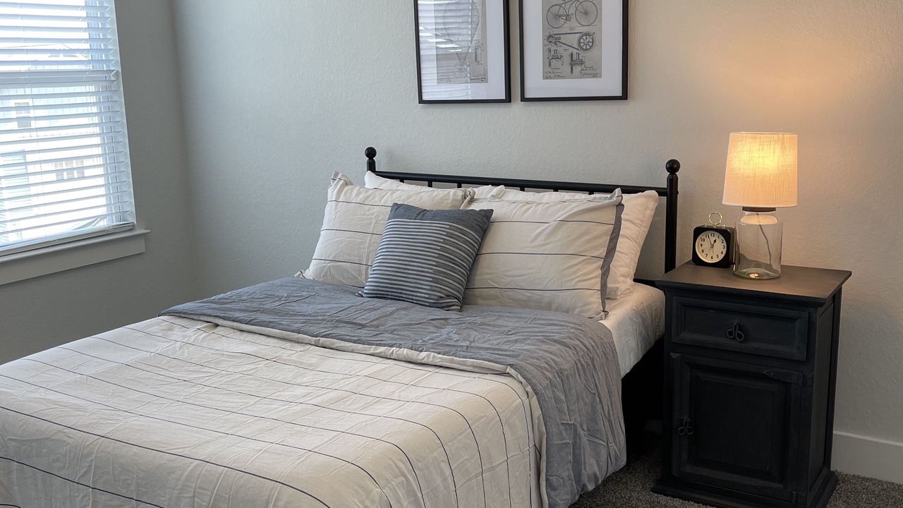 Photo of Bedroom in Kingsland
