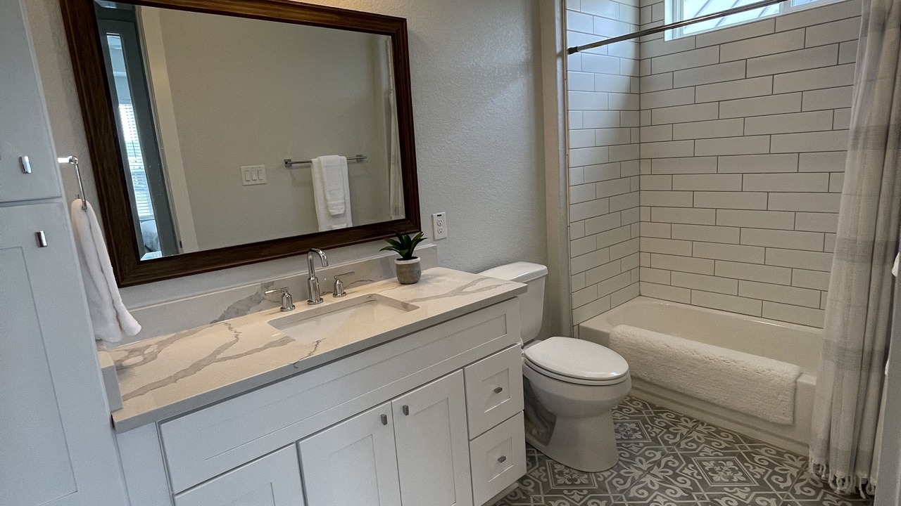 Photo of Bathroom in Kingsland