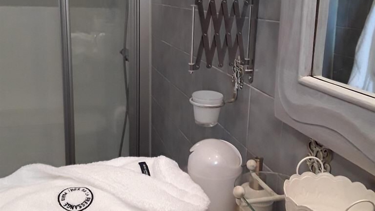 Photo of Bathroom in Montlouis-sur-Loire