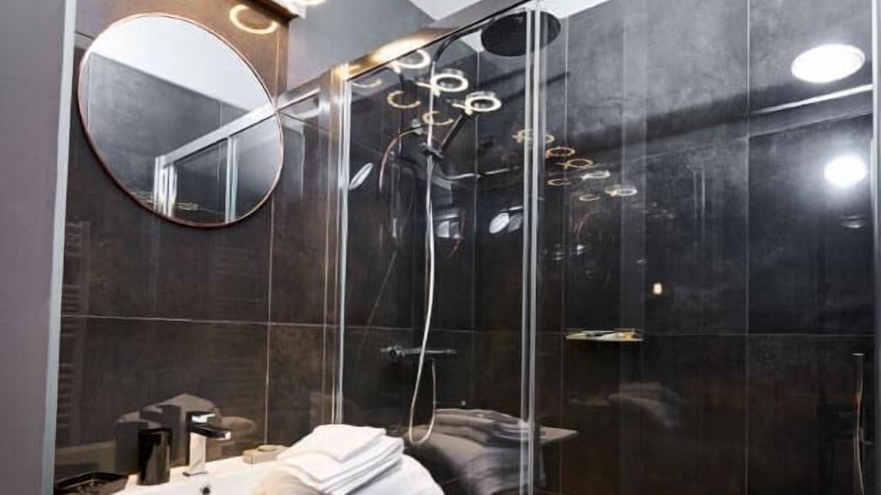 Photo of Bathroom in Epernay