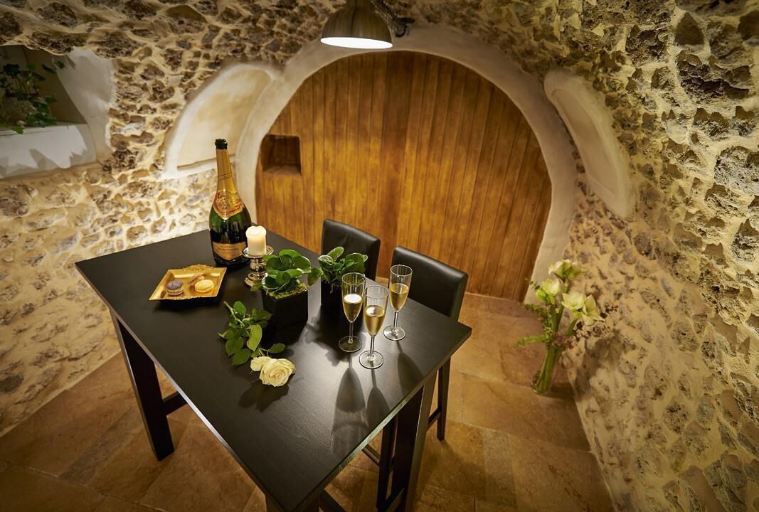 Photo of Others in Epernay