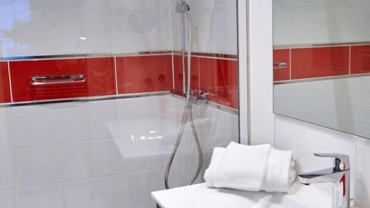 Photo of Bathroom in Epernay